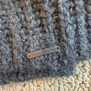 Abercrombie & Fitch Women's Gray Turtleneck Sweater Size Small Knit Cozy Comfy thumbnail 8