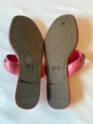 COACH | Jacklyn Coral Pink Leather Chain-Trim Thong Sandals | US 9.5B thumbnail 5
