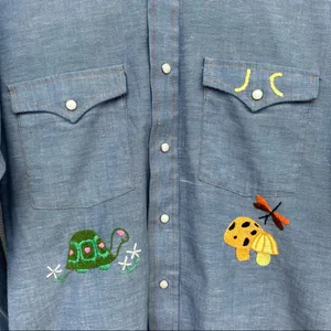 Wrangler Unisex Women’s Chambray Embroidered Shirt Pearl Snap Small thumbnail 6