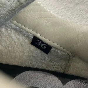 P448 Cream Low Top John Yeti‎ Fur Lace Up Distressed Sneaker thumbnail 7