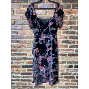 NWT Lulus Oh-So Lovely Black Floral Burnout Velvet Tiered Midi Dress Size Small thumbnail 3