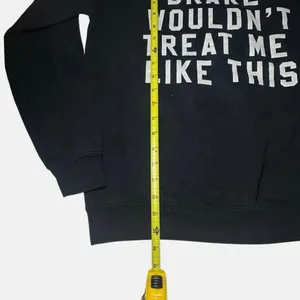 Gildan Drake Treat Me Like This Sweatshirt Small Distressed Graphic Crew Y2K Streetwear thumbnail 8