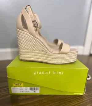 Wedge Sandals thumbnail 1