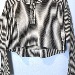 Free People Intimately Size-XS/T Lounge Top Seeing Stripes Cropped Slouch Henley thumbnail 5