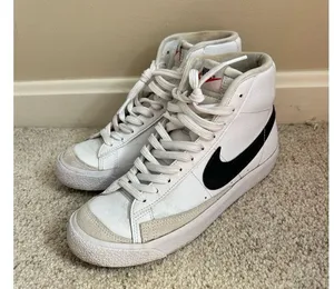 nike blazers thumbnail 1