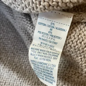 Old Navy Women's Light Gray Turtleneck Sweater thumbnail 8