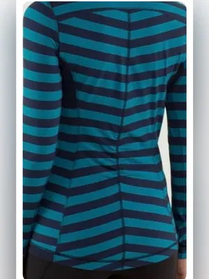 10. Lululemon base runner sz 12 Euc thumbnail 4