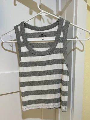 Hollister Tank Top thumbnail 1