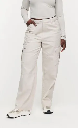 H&M Curvy Fit Cotton Cargo Pants thumbnail 1