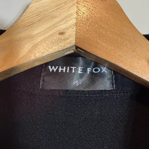 White Fox Feels Like A Holiday Shirt Dress Womens Small Black Micro Mini Pleated thumbnail 9