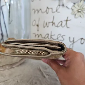 GUCCI GG Abbey D-Ring Long Wallet thumbnail 9
