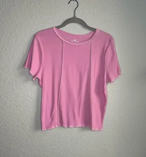 Hollister Crop Relaxed Short Sleeve T-Shirt thumbnail 1