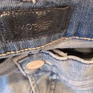 MOTHER the dropout jeans size 27 Blue thumbnail 6