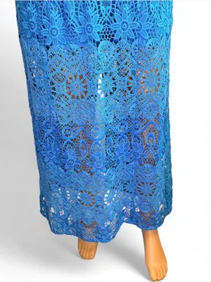 GUESS Blue Lace Maxi Dress - Women. thumbnail 4