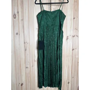 NWT Lulus Regal Romance Emerald Floral Jacquard Pleated Satin Midi Dress Size XL thumbnail 6