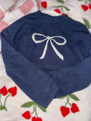 Edikted Long Sleeve Sweater Cropped thumbnail 1