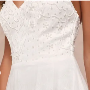 LULU's Bridal Wedding Romantic Flowy Dreamy Floral Lace Tulle Layered Ballgown thumbnail 6