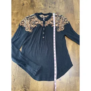 EUC Womens Free People Easy Breezy Henley top black embroidered size‎ S thumbnail 5