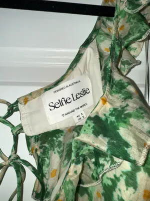 Selfie Leslie Dress  thumbnail 4