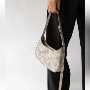 Oak+fort purse thumbnail 3