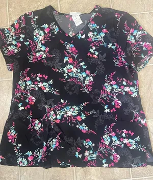 Scrubstar Black Floral Scrub Top thumbnail 1