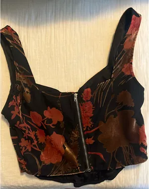 Pretty Little Thing Corset Top thumbnail 3