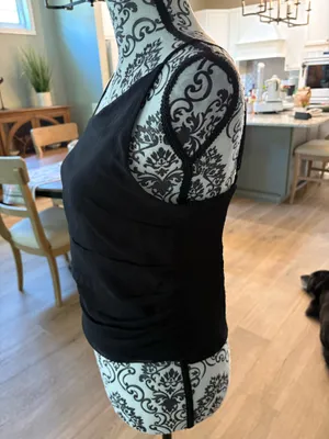Old Navy Gap size medium spaghetti strap black top thumbnail 2