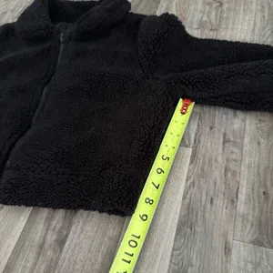 Zara Black Shearling cropped faux fur jacket coat thumbnail 4