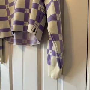 Anthropologie Daily Practice Plaid Purple & White Long-Sleeve Cropped Sweater M thumbnail 6
