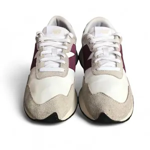 New Balance 237 in White and Burgandy Women’s Size 10 thumbnail 3