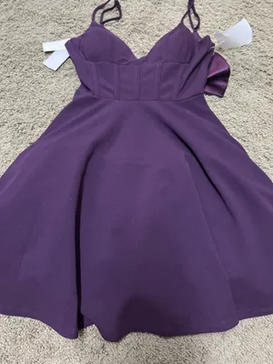 Women’s mini homecoming formal dress thumbnail 1