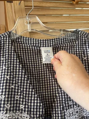 croft & barrow Navy and White Gingham Embroidered Front Robe Medium thumbnail 4