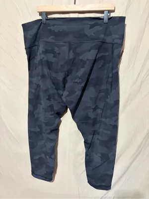 Lululemon Wunder Under High-Rise Crop 23" *Full-On Luxtreme Heritage 365 Camo De thumbnail 3