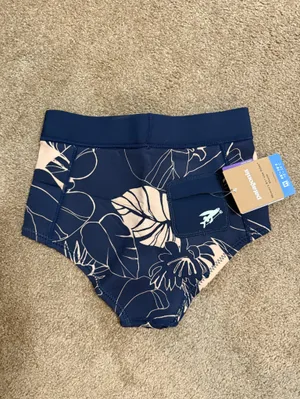 Patagonia Women's R1 Lite Yulex Surf Shorts Form-Fitting Valley Flora NWT Size 8 thumbnail 2