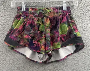 Lululemon Hotty Hot Low Rise Shorts 2.5" Vivid Floral Athletic Gym Women's‎ 4 thumbnail 1