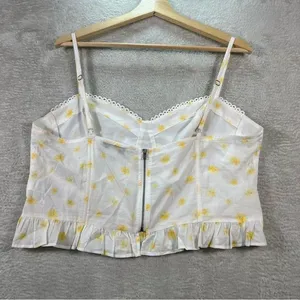 Forever 21 Boho White and Yellow Floral Bustier Top fits a small/medium thumbnail 5