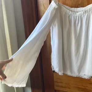 Cloth‎ & Stone (Anthropologie) Off the Shoulder Top thumbnail 5