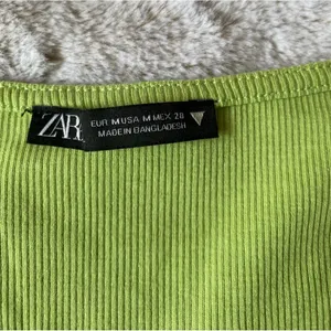 Zara Lime Green Ruched V-Neck Top size M cottton thumbnail 4
