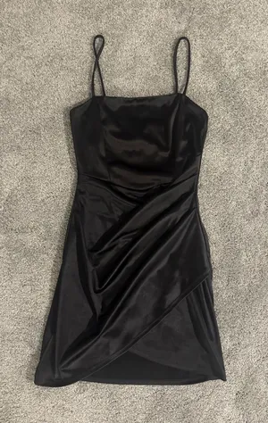 Windsor Black dress thumbnail 1