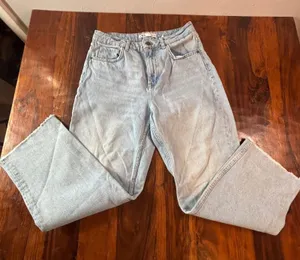 Zara Womens Light Wash High Waisted Wide Leg‎ Raw Hem Denim Jeans Size 4 thumbnail 1