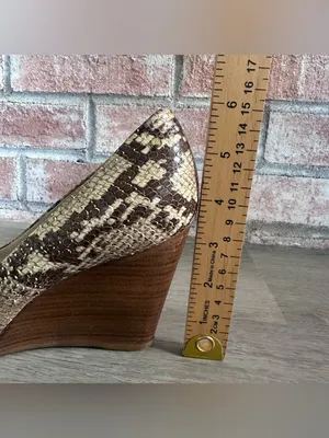Coach Snakeskin Wedges Heels Loise Women’s 8.5 Tan Y2K Bratz 8 1/2 Animal Print thumbnail 7
