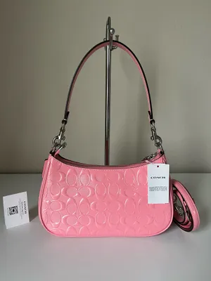 Coach Teri Shoulder Bag In Signature Leather With Heart Charm thumbnail 3
