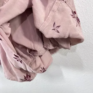 Free People Stealing Kiss Mauve Floral Romper Ruffle Flutter Sleeve‎ Tie Front M thumbnail 7