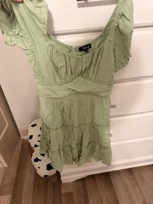 Green Sun Dress Size XS thumbnail 3