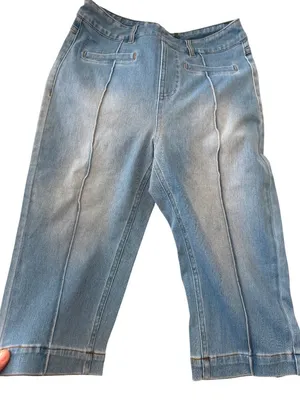 Halara S Womens Light Blue Denim Capri Pants With Front & Back Pockets Size S Re thumbnail 1