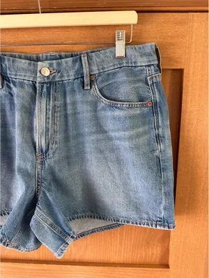 American Eagle Strigid Curvy Relaxed Denim Jean Shorts High Rise Women’s size 14 thumbnail 12