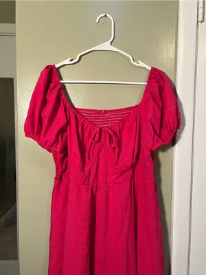 Women’s Size XXL Short Puff Sleeve Dress Bright Pink Sweetheart Neckline Smocked thumbnail 2