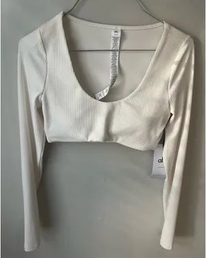 Alo Ribbed Defined Long Sleeve Bra thumbnail 1