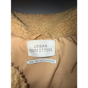 UO Urban Outfitters Cropped Teddy Jacket Fleece Deep Pile Sherpa Brown‎ M thumbnail 2