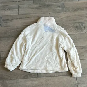 Time and tru white fuzzy turtle neck Size M thumbnail 5